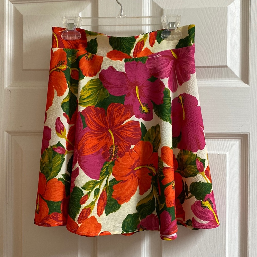 Show me your mumu floral skirt size small